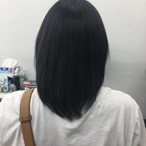 Meet your Posher, Latisha